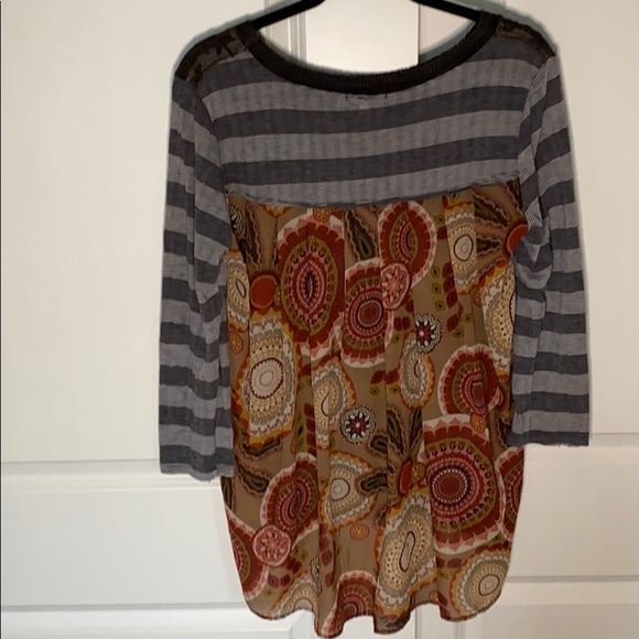 Gimmicks by BKE top - Picture 2 of 5